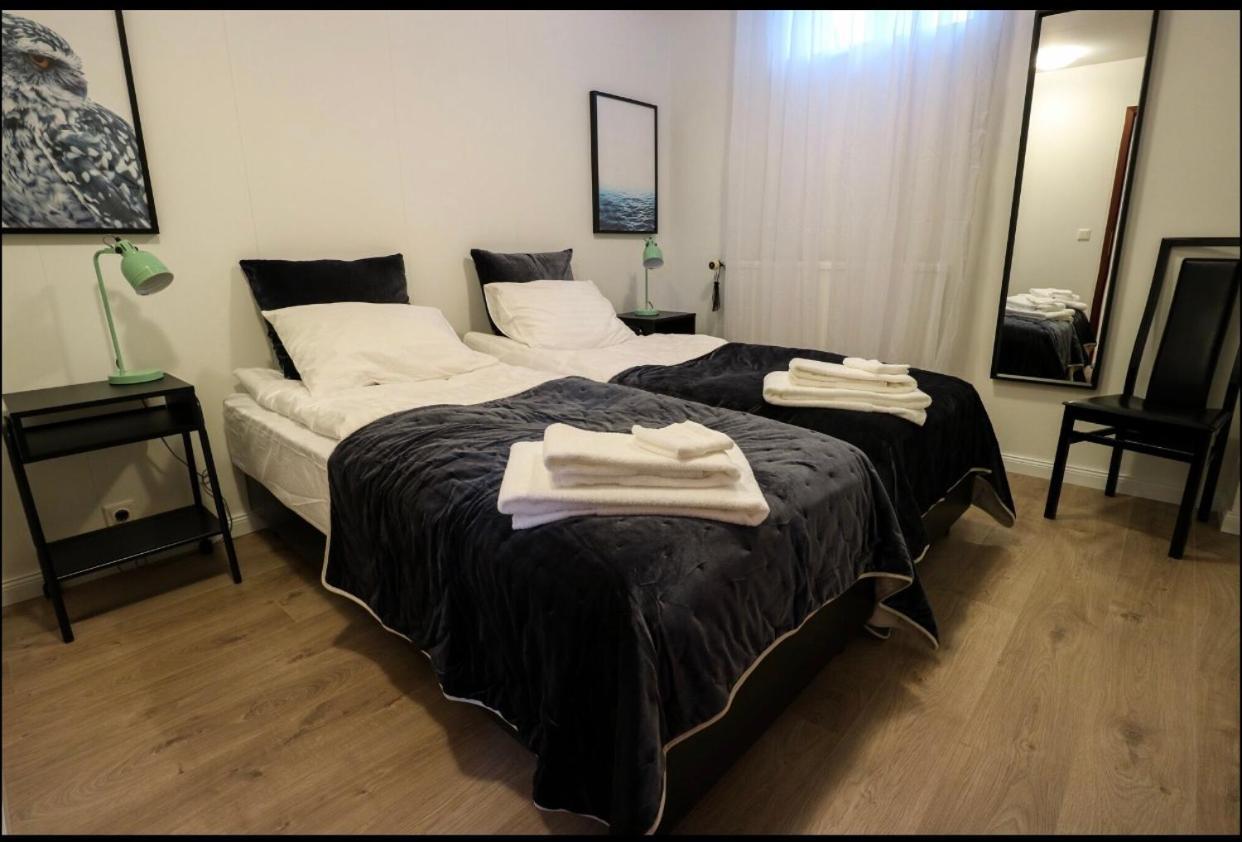 Hôtel 10B Gamla Laeknishusith Hg15108 à Saudarkrokur Extérieur photo